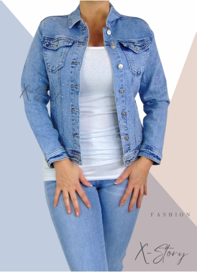 Kövekkel díszített farmerdzseki