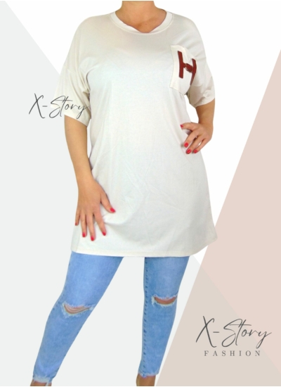 Zsebénél bőrrel díszített, pólótunika (világosbézs)