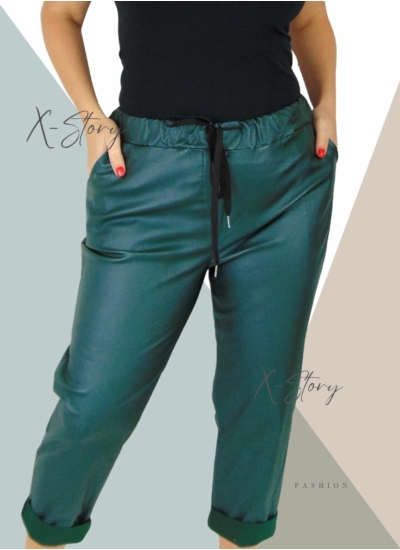 Nagyméretű bőrhatású , gumis derekú nadrág (méregzöld)