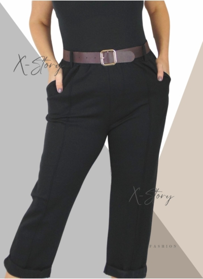 Nagyméretű, élén varrott, hátul zsebes nadrág (fekete)