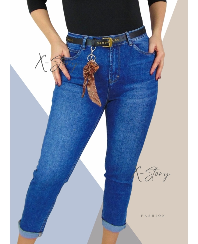 Magasderekú sztreccsfarmernadrág,övvel