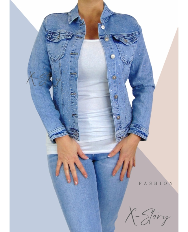 Kövekkel díszített farmerdzseki