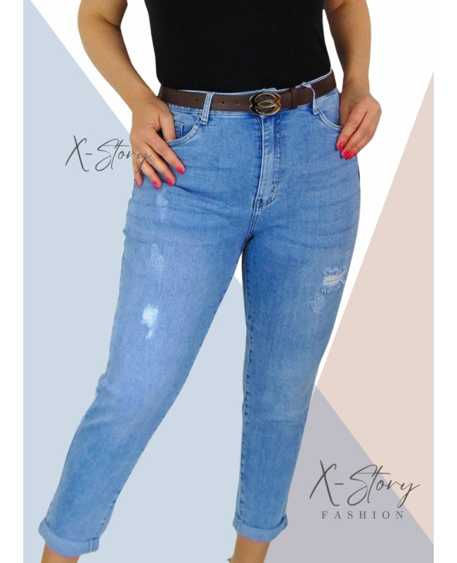 Momfit fazonú , szaggatott sztreccsfarmernadrág