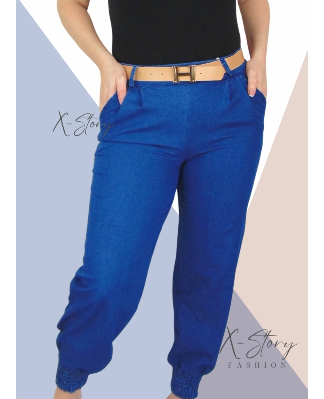 Gumisderekú farmernadrág, övvel