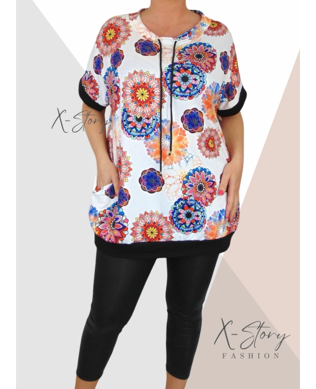 Kereknyakú, mintás tunika