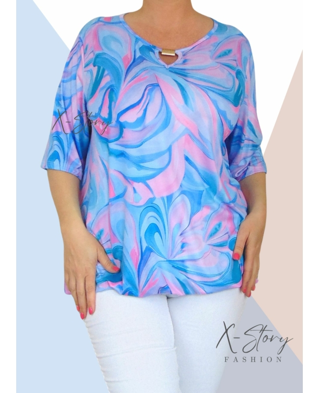 Mellnél kivágott, fémbilétás  gumis aljú, mintás felső