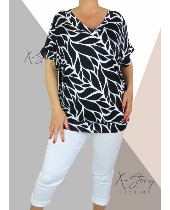 Elöl-hátul "V" kivágott , bő fazonú, alul passzés felső