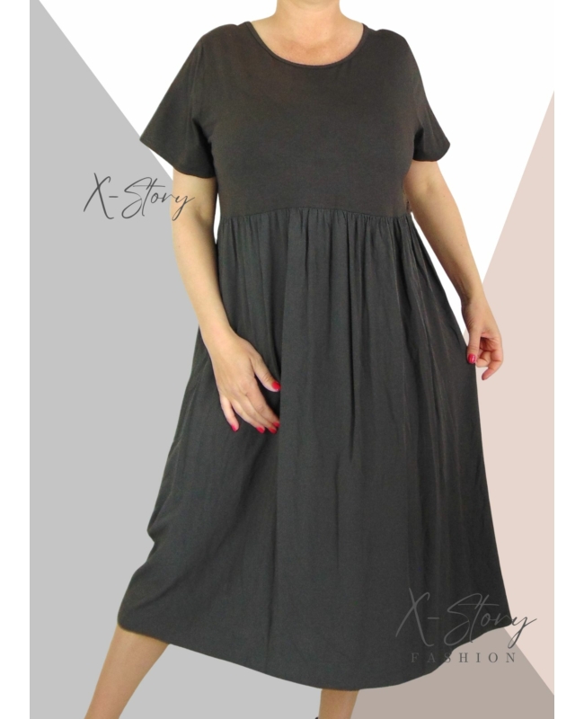 Nagyméretű hosszú ruha (csoki)